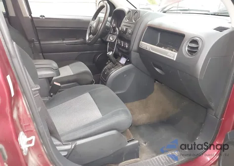 2014 Jeep Compass Sport z USA, uszkodzony, nr VIN 1C4NJCBA7ED925076